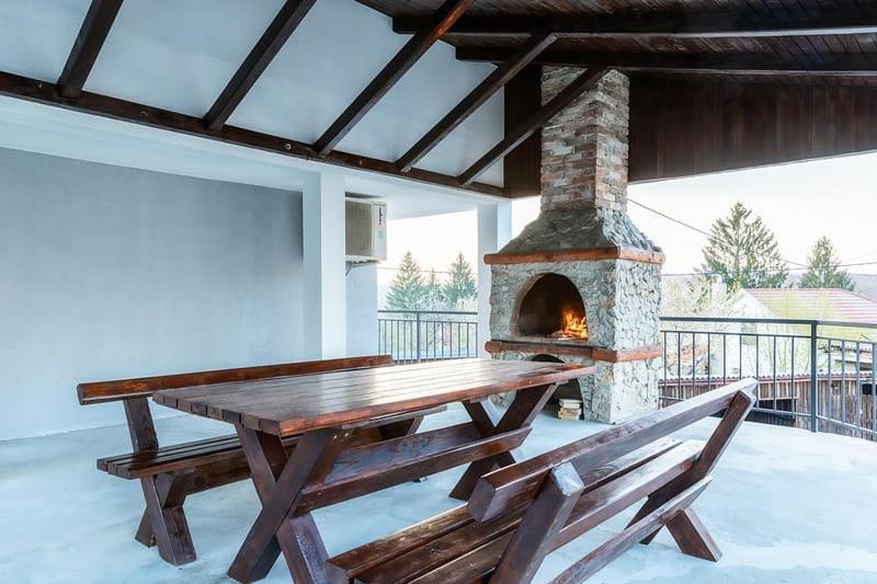 סלוניי Apartman Melani מראה חיצוני תמונה