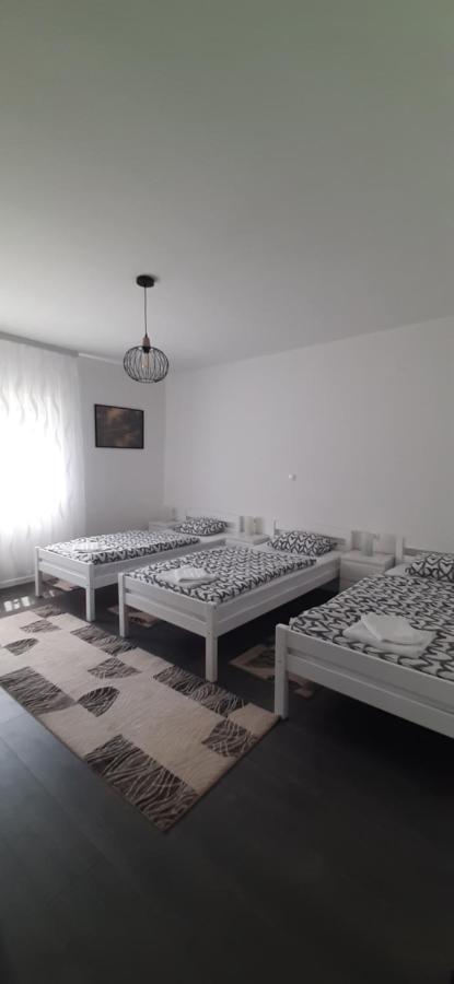 סלוניי Apartman Melani מראה חיצוני תמונה